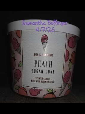 Bath & Body Works 3-Wick Candle Peach Sugar Cone